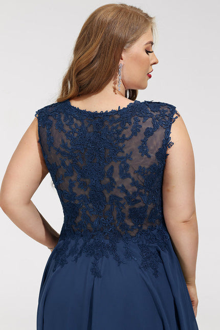 Robe Cocktail Élégance Noire - gallery 7