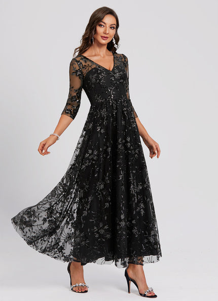 Robe Cocktail Noir Étoilé Chic