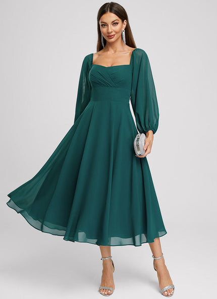 Robe Cocktail Émeraude Élégante