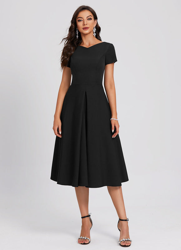 Robe Cocktail Noir Élégant
