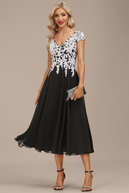 Robe Cocktail Élégance Noire - gallery 6