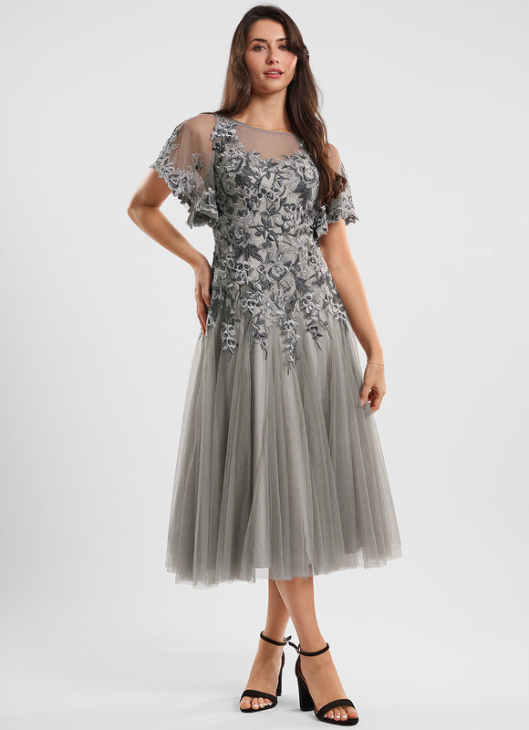Robe Cocktail Grise Éthérée