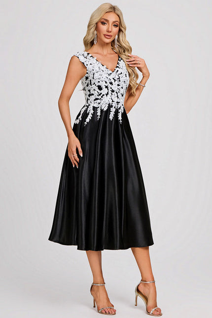 Robe Cocktail Élégante Noire - gallery 3