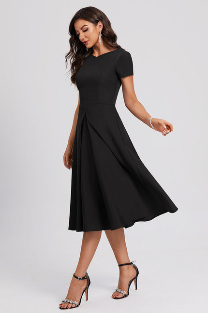 Robe Cocktail Noir Élégant - gallery 1