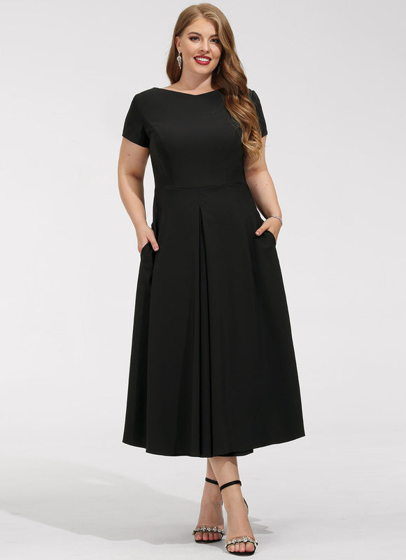 Robe Cocktail Noir Élégant - gallery 7