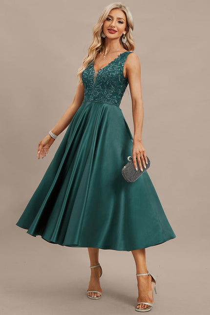 Robe Cocktail Émeraude Satinée