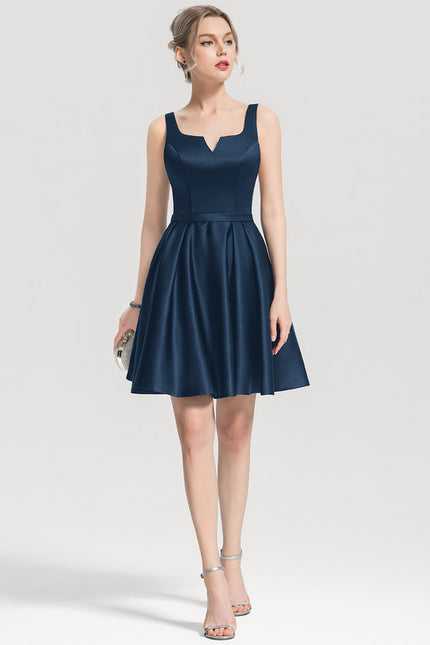Robe Cocktail Nuit Satinée - gallery 3